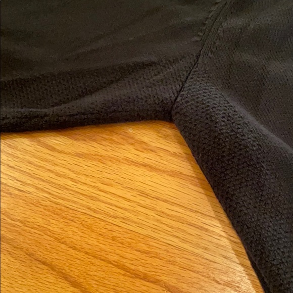 Lacoste pullover - Picture 4 of 5